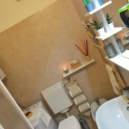 Guest House Ferrara *